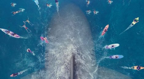 En Eaux Troubles : un mégalodon au cinéma cet été !